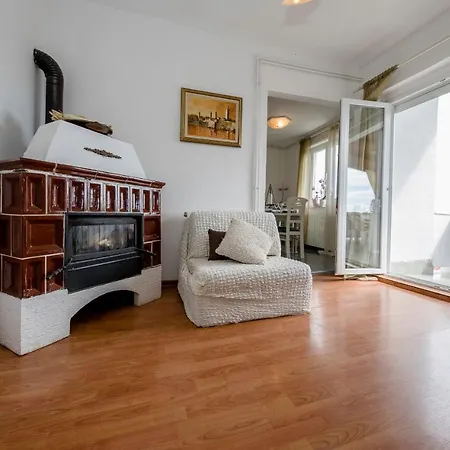 Dominik 2874 Apartment Palit